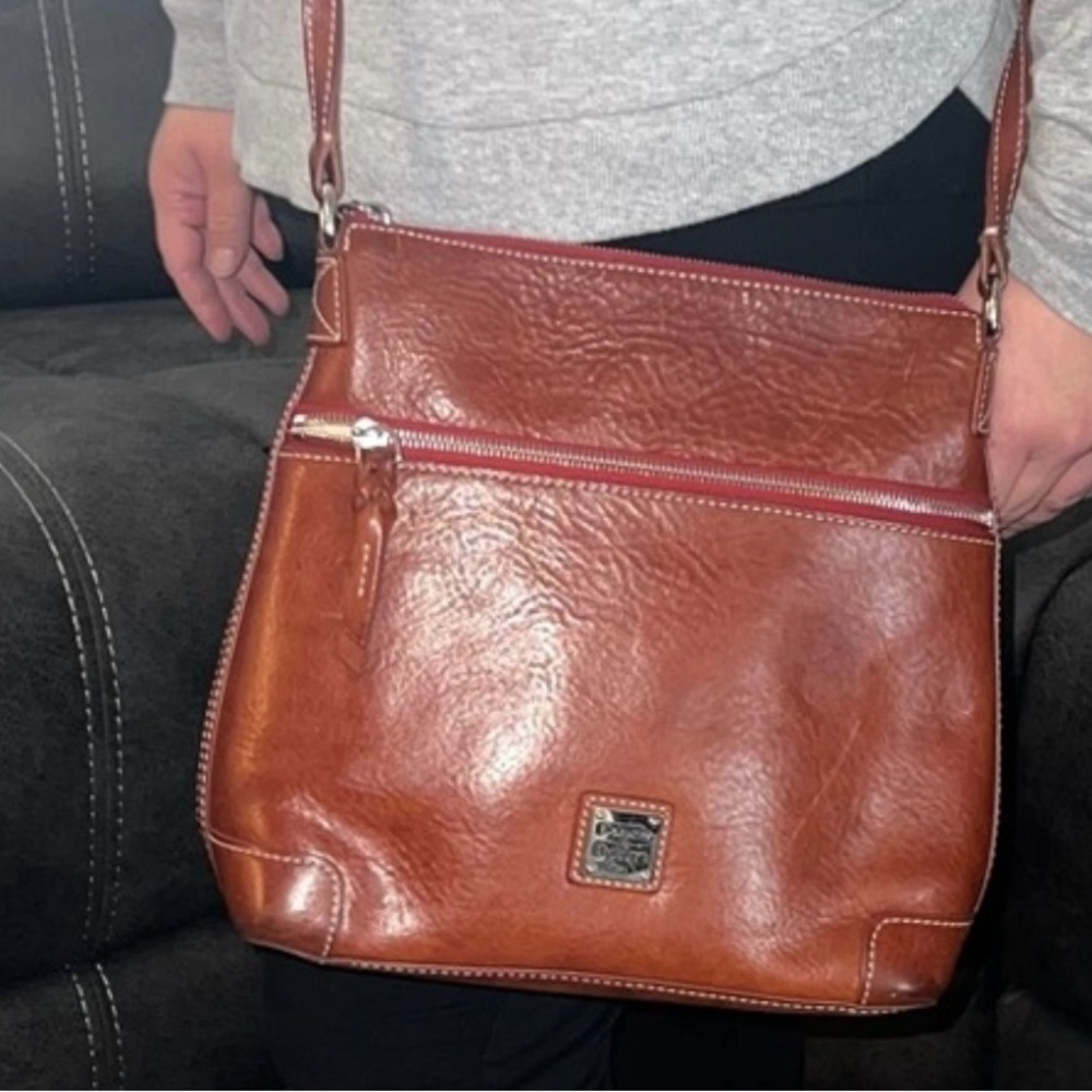 Dooney and Bourke Brown Leather Crossbody purse